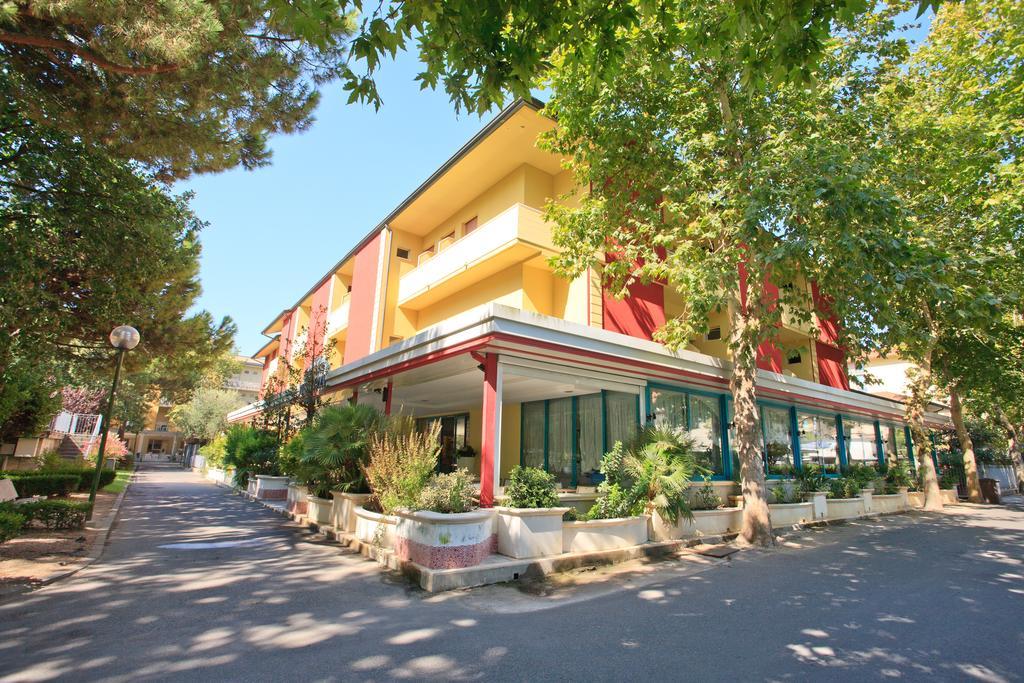 Elisabetta Hotel Cesenatico Exterior foto