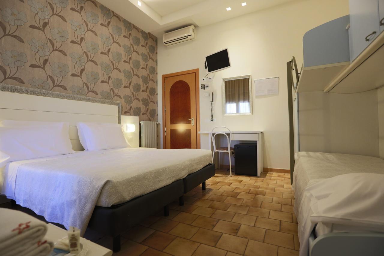 Elisabetta Hotel Cesenatico Exterior foto
